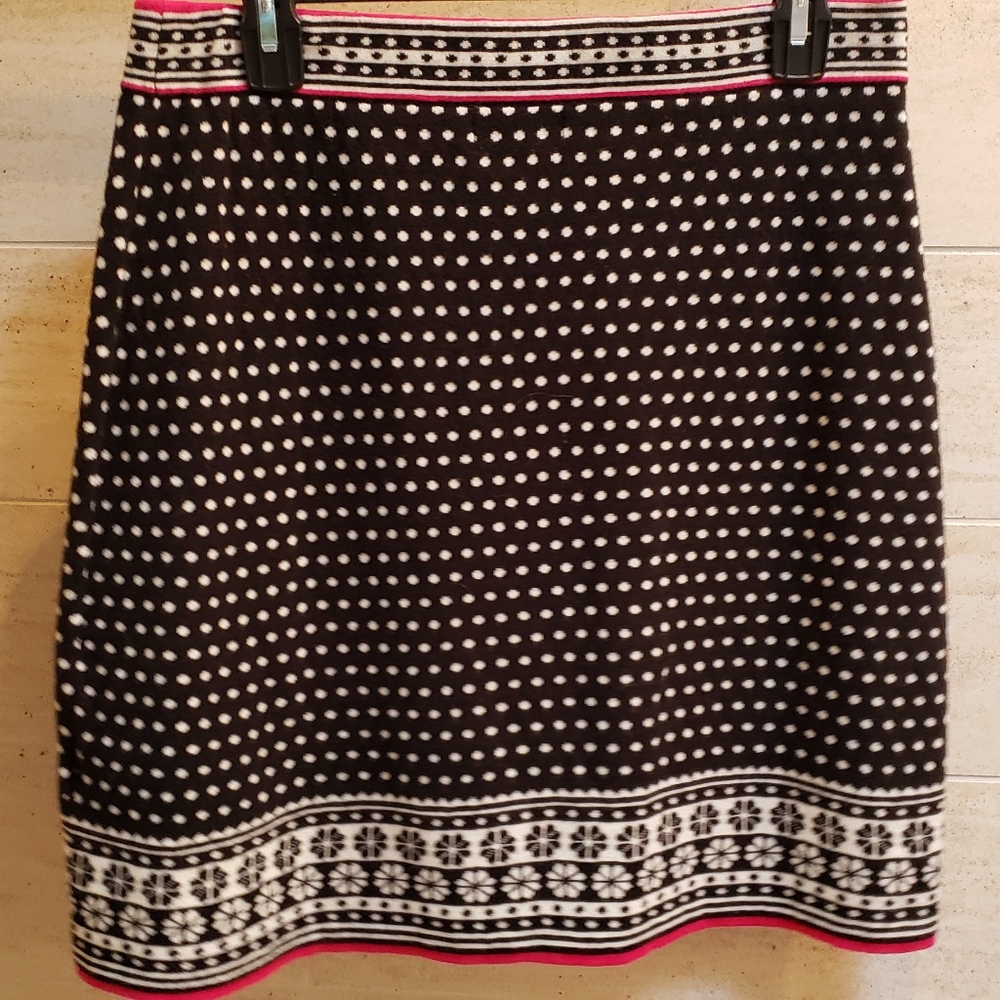 Krimson Klover Winter Skirt NWOT